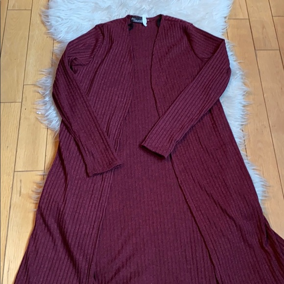 Woman’s garden - Picture 2 of 6